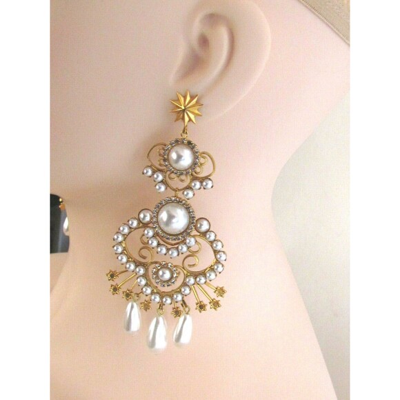 Women's Earrings Designer Elizabeth Cole Faux Pearl/Crystal Gold Plated Earrings - Picture 11 of 11
